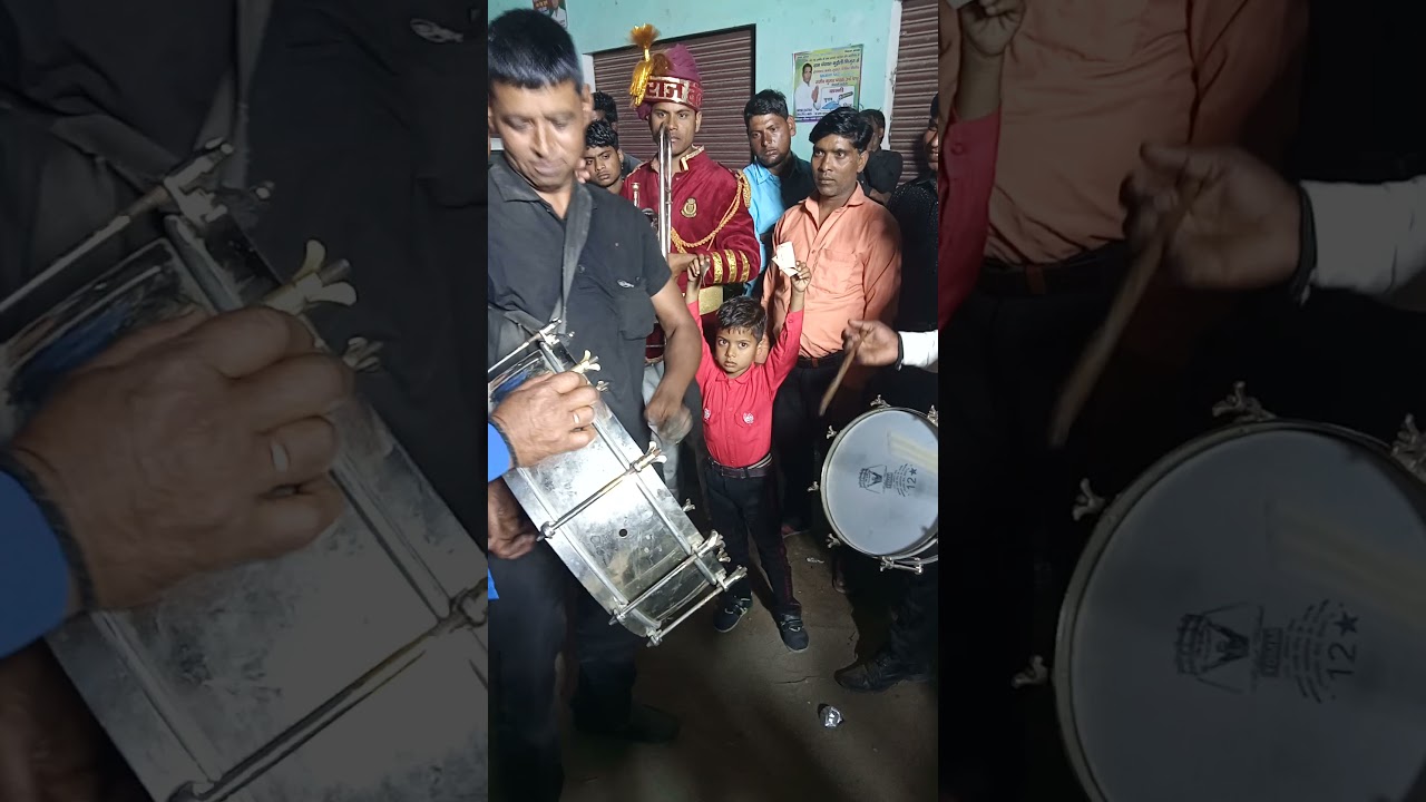 awaz deke hume tum bulao mohobbat main@@###__-$----& Raj band meerut