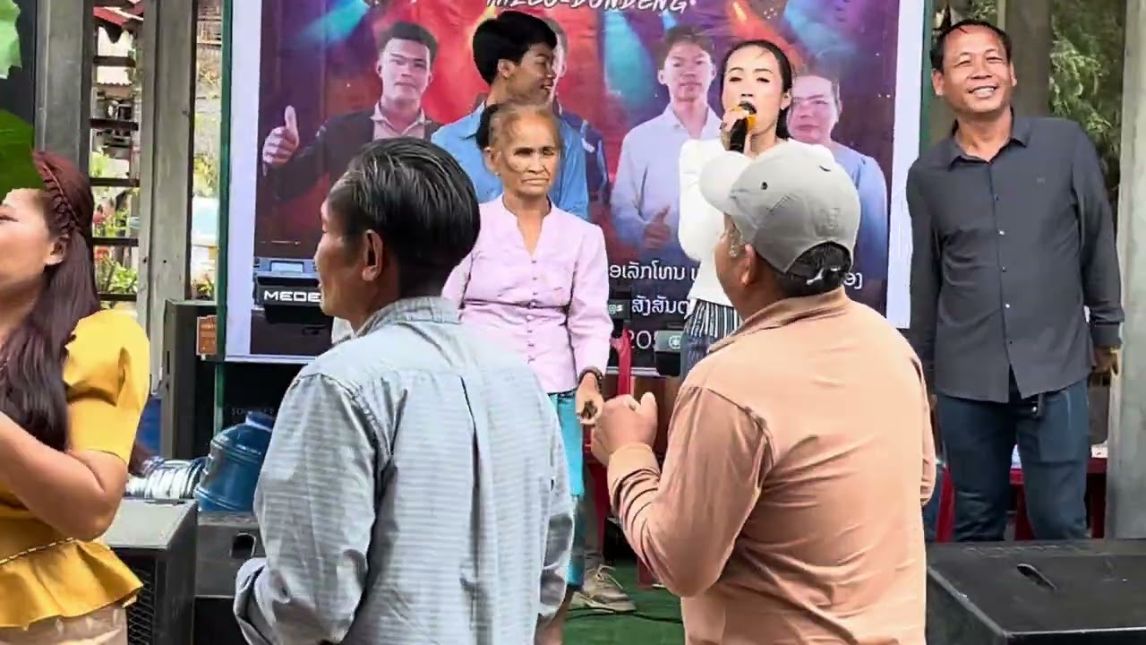 ลำชิ่งสอย เสบสดงานดองนาต้าย-นักร้องเส่ยแฟนต้า