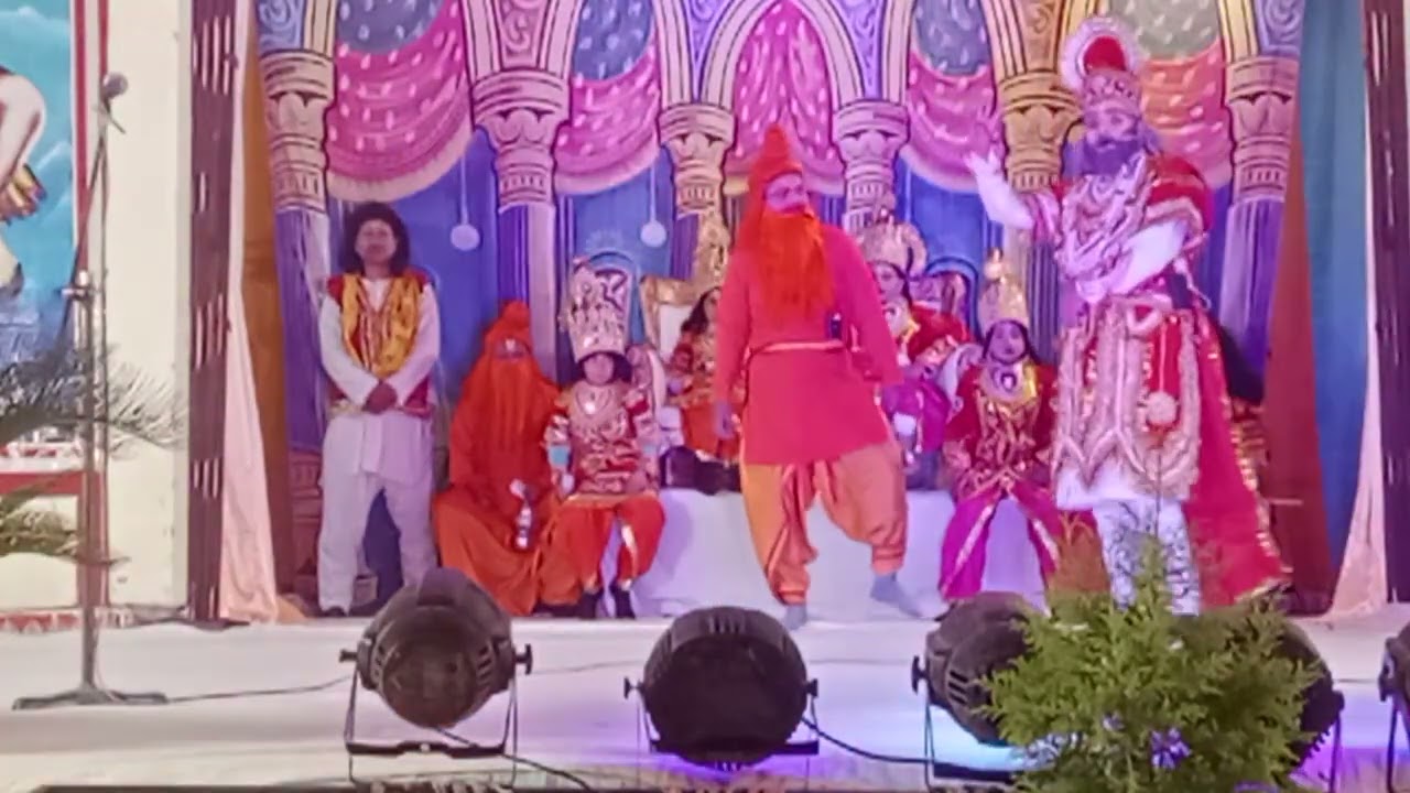 विश्वामित्र जी द्वारा राम लक्ष्मण को दशरथसे मांग कर ले जाना।