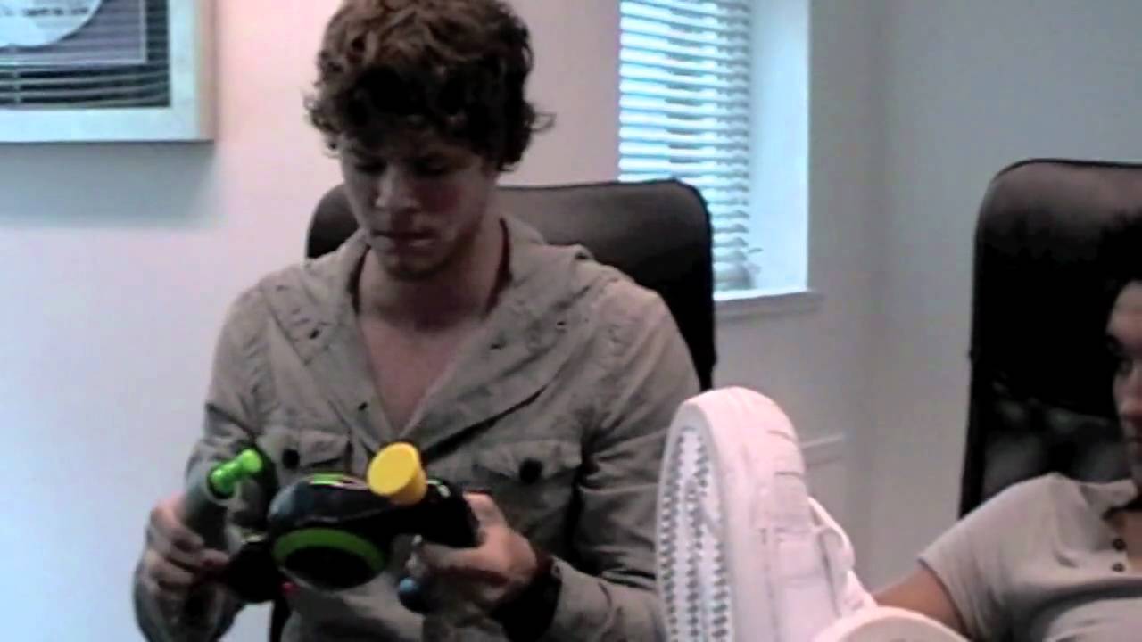 Jay The Wanted COMPLETES BOP-IT, is better than you