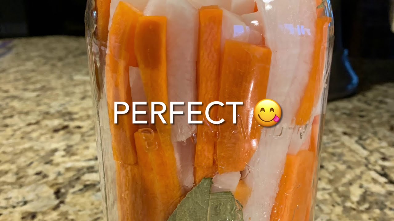 Lacto-Fermented Daikon Radish & Carrots #FermentedFoods #NaturalProbiotics