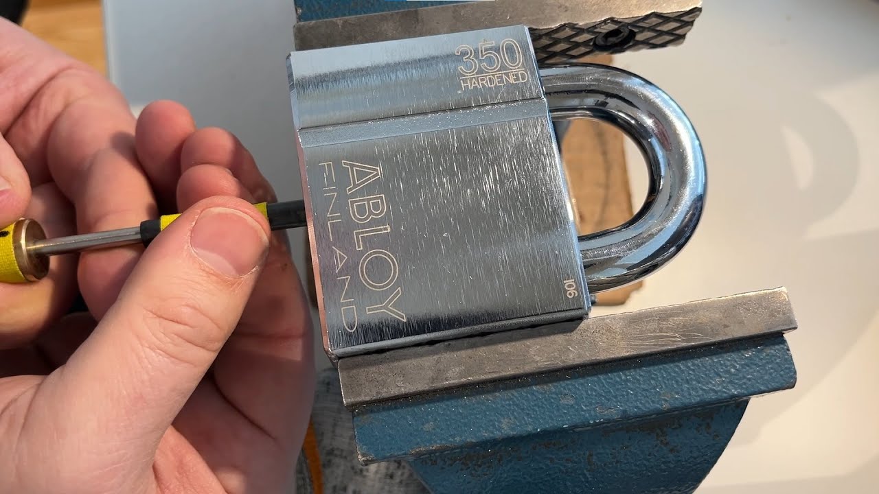 locksport: Unboxing pick&gut for Abloy Classic PL350