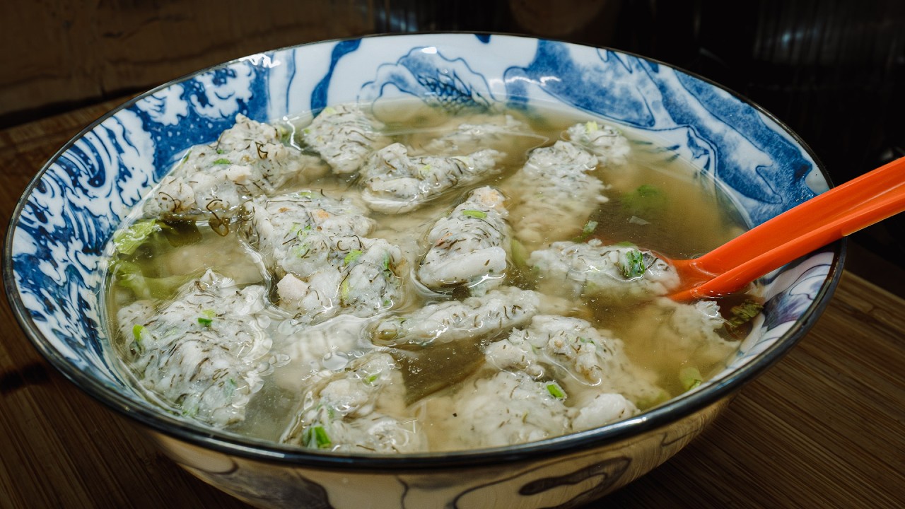 廣東話影片｜生菜發財魚肉湯｜大年初三想起以前的車仔檔小吃了｜如何製作香港名小食彈牙魚肉｜如何快速製作出惹味湯底｜在家從現香港街頭美食