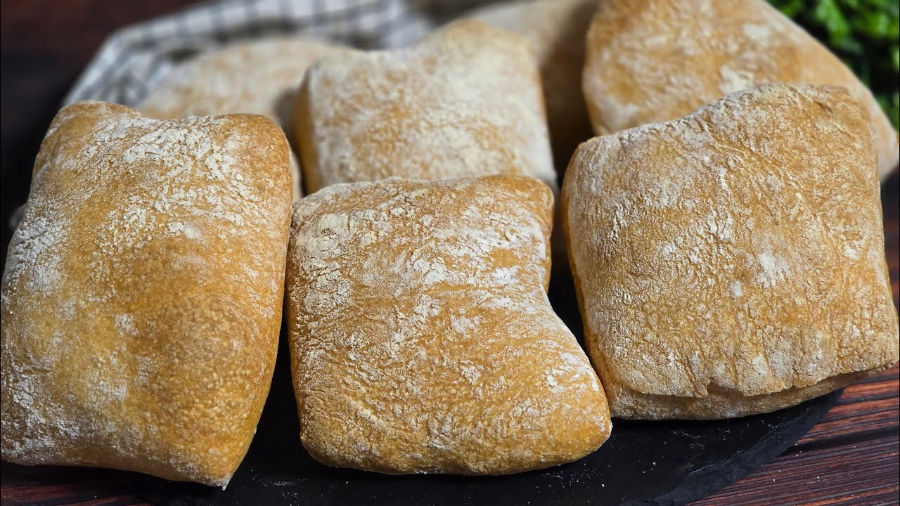 Ciabatta Zsemlék – így lesz otthon is tökéletes, mint a pékségben!🥖