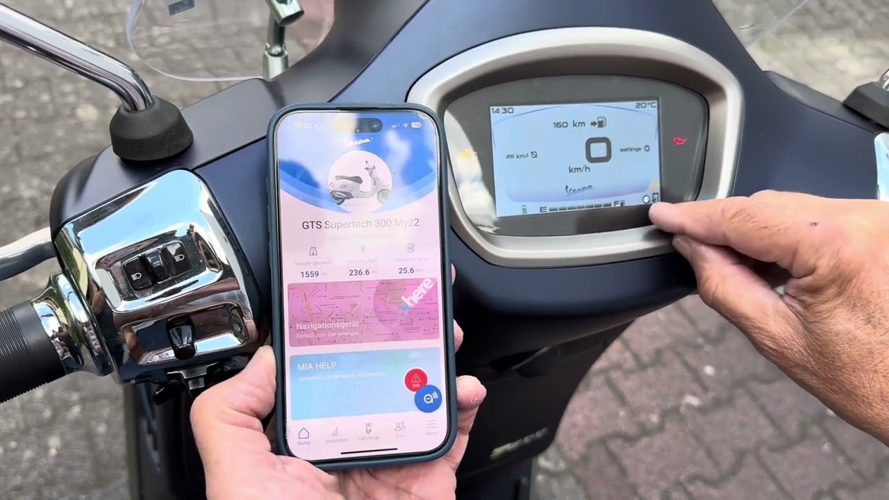 Navigation an Vespa 300 GTS Supertech mit Vespa MIA App am TFT-Display des Rollers starten