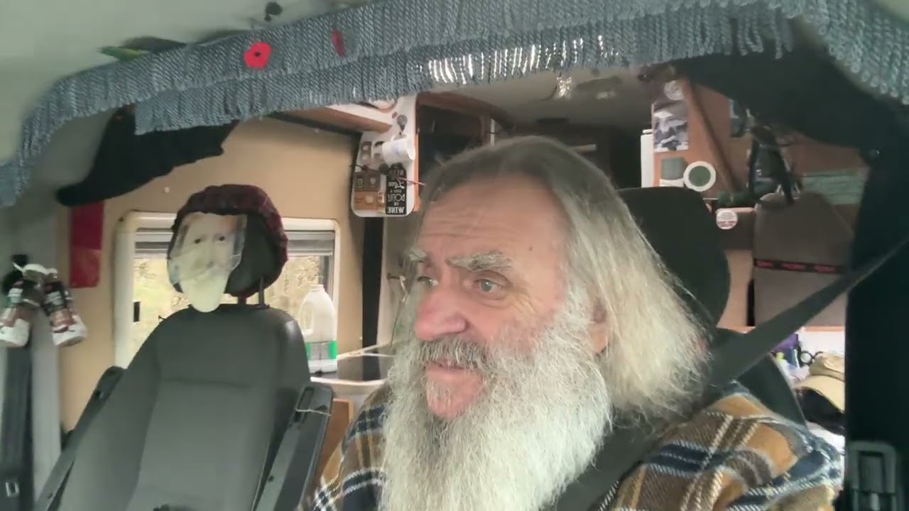 Размышляю о людях, которых я встретила 🚐☕️☕️👍🏼🏴󠁧󠁢󠁥󠁮󠁧󠁿🌈🙏🏼💙❤️💙❤️ #vanlife #diy