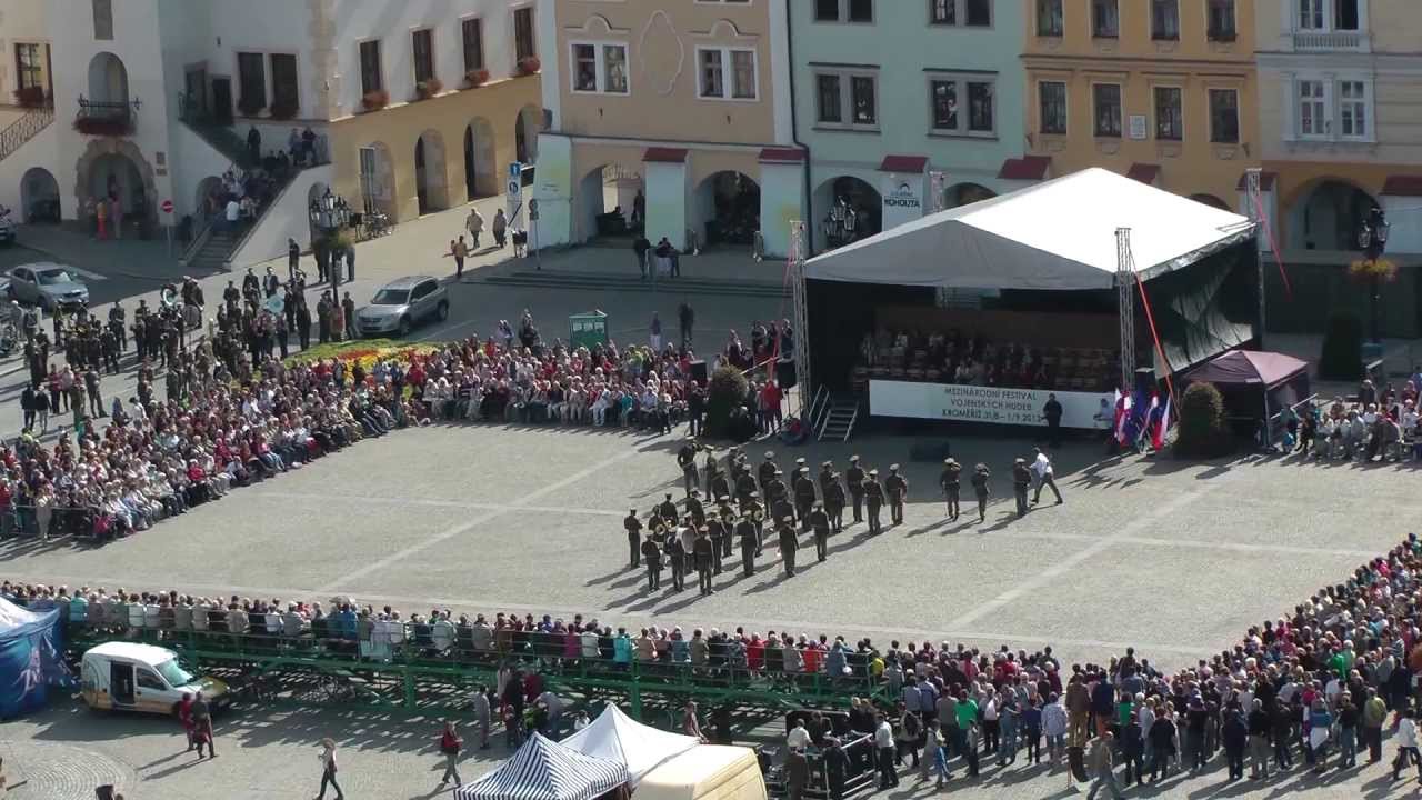 Vojenské hudby v Kroměříži 2013