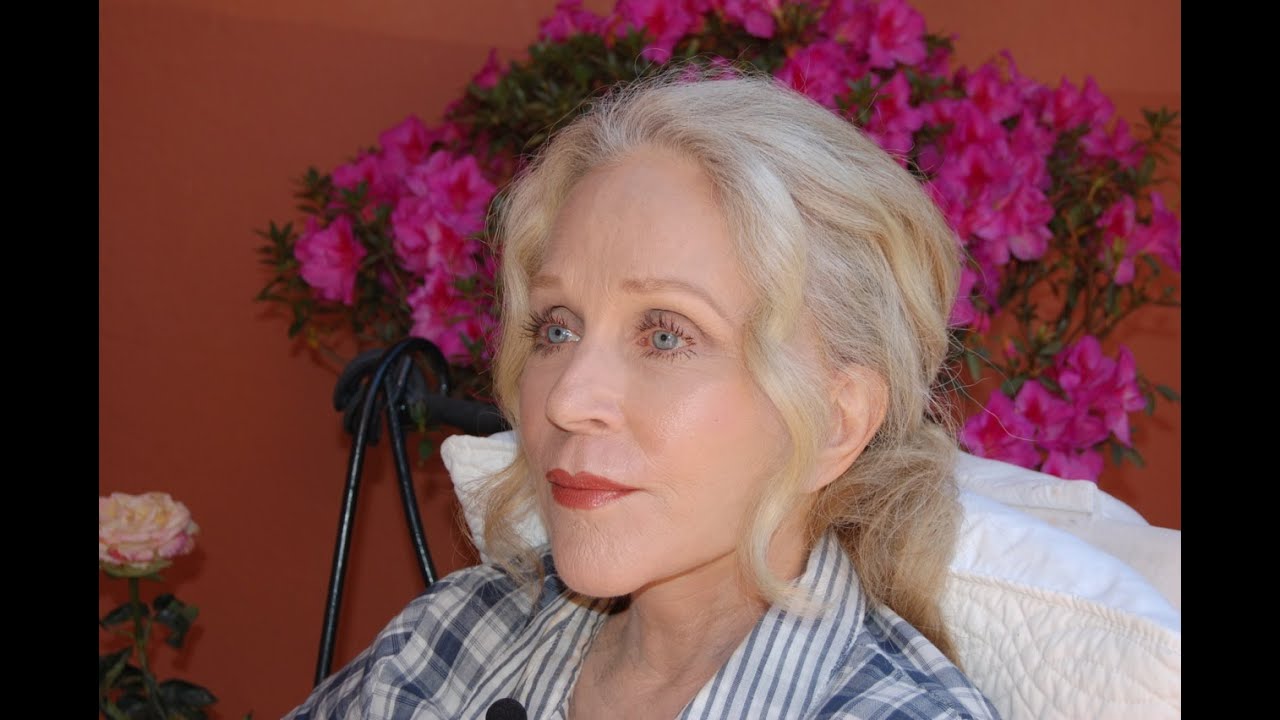 $7,900 Full  Facelift. Patient -Kristen had a Movie Star facelift, 69 years young by Dr. Koelliker.