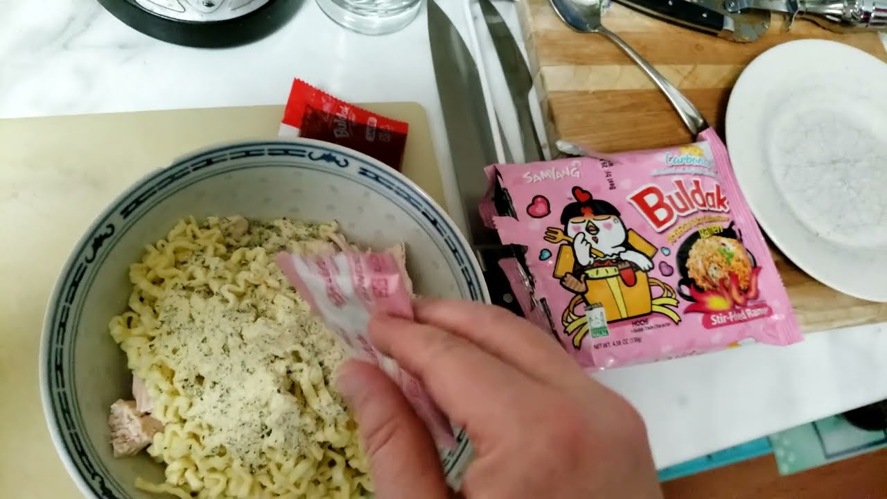 Making Spicy Chicken Ramen (with Turkey)!