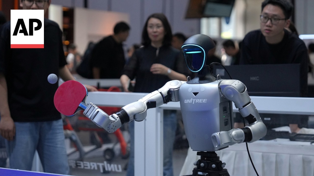 Humanoid robots perform tasks at the 2026 World Robot Conference in China