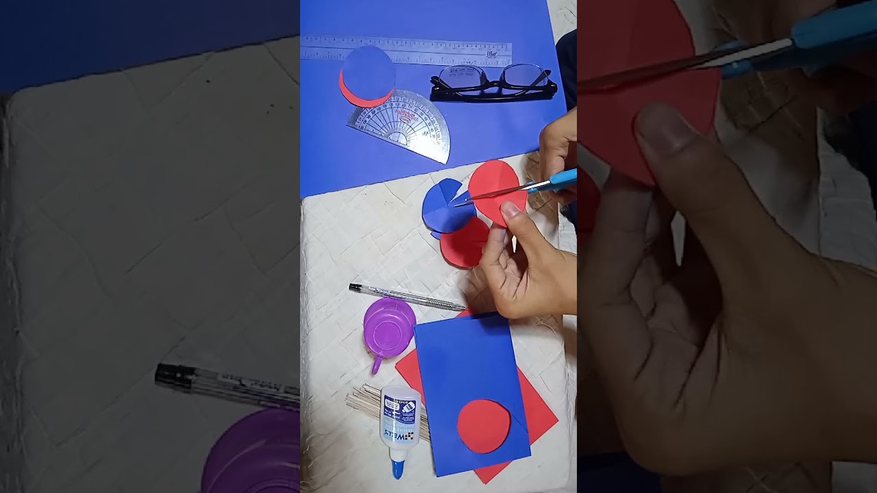 how to make Tetrahedral using colored papers.