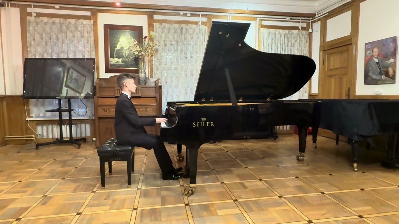 Ф. Шопен Ноктюрн c-moll op. 48 no. 1 Фортепиано: Игорь Сидоров