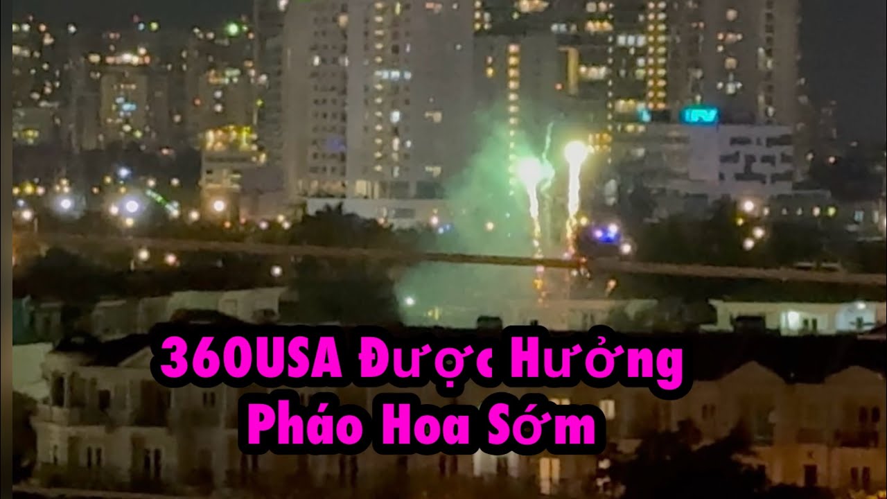 Thành phố HCM nhìn lung linh về đêm.