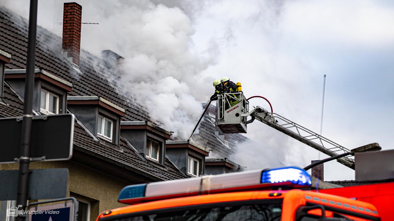 Ausgedehnter Wohnungsbrand mit Todesopfer in Köln-Dünnwald | 10.01.2021