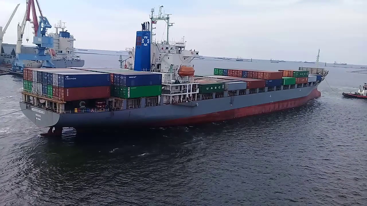 Meratus medan3 sandar di t3 tj.priok