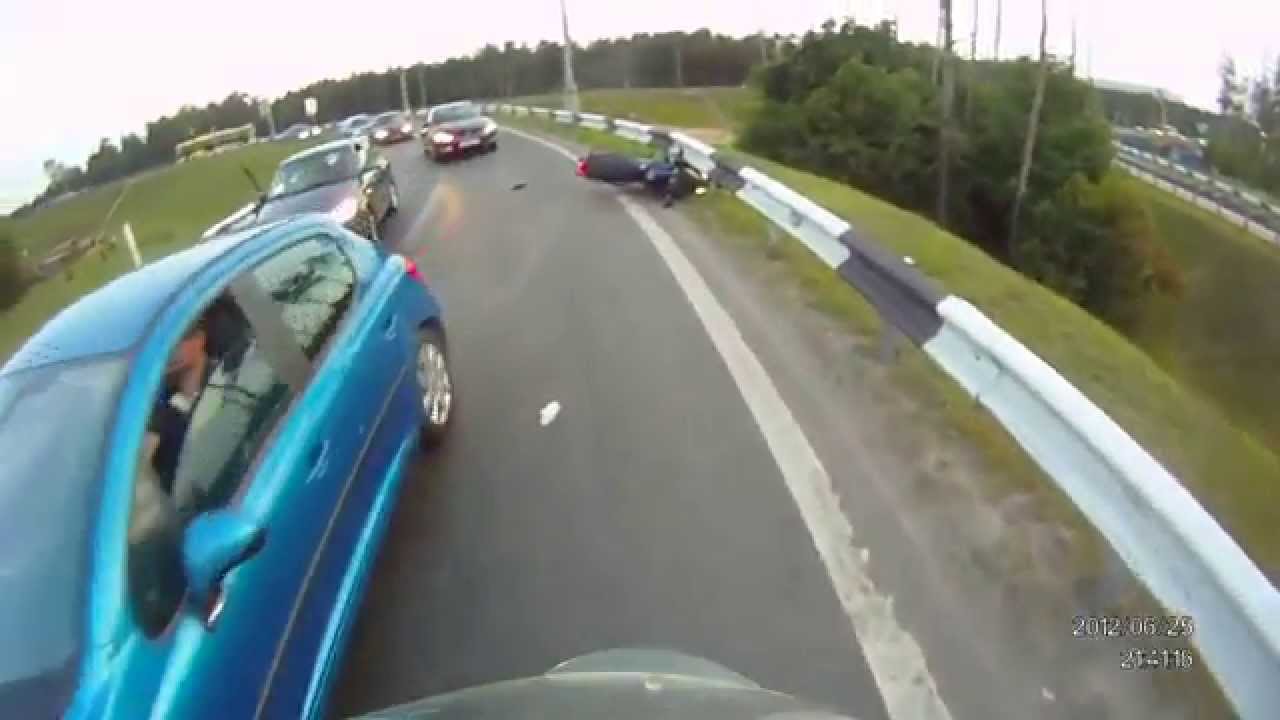 Viral Video UK: Moto crash oil on road) (HD)