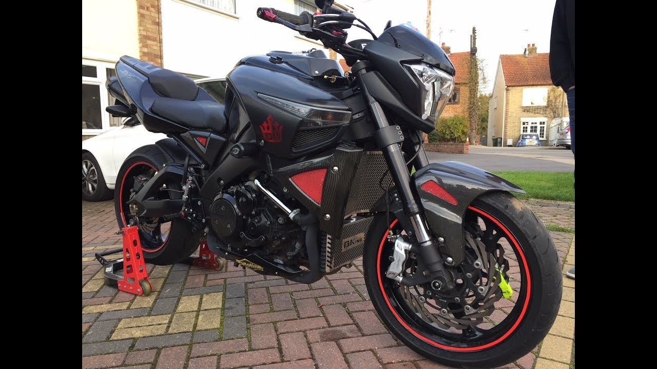 AWESOME BIKE SUZUKI B KING 1340 CUSTOM FAST BIKE  MARK SAVAGE