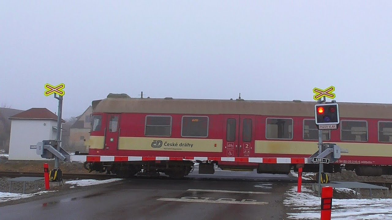Železniční přejezd (AŽD 97) Červená Hospoda - 26.1.2020