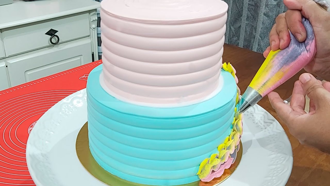 DECORAÇÃO FÁCIL DE UM BOLO DO UNICÓRNIO DE 2 ANDARES / PARIS CAKE DESIGNER