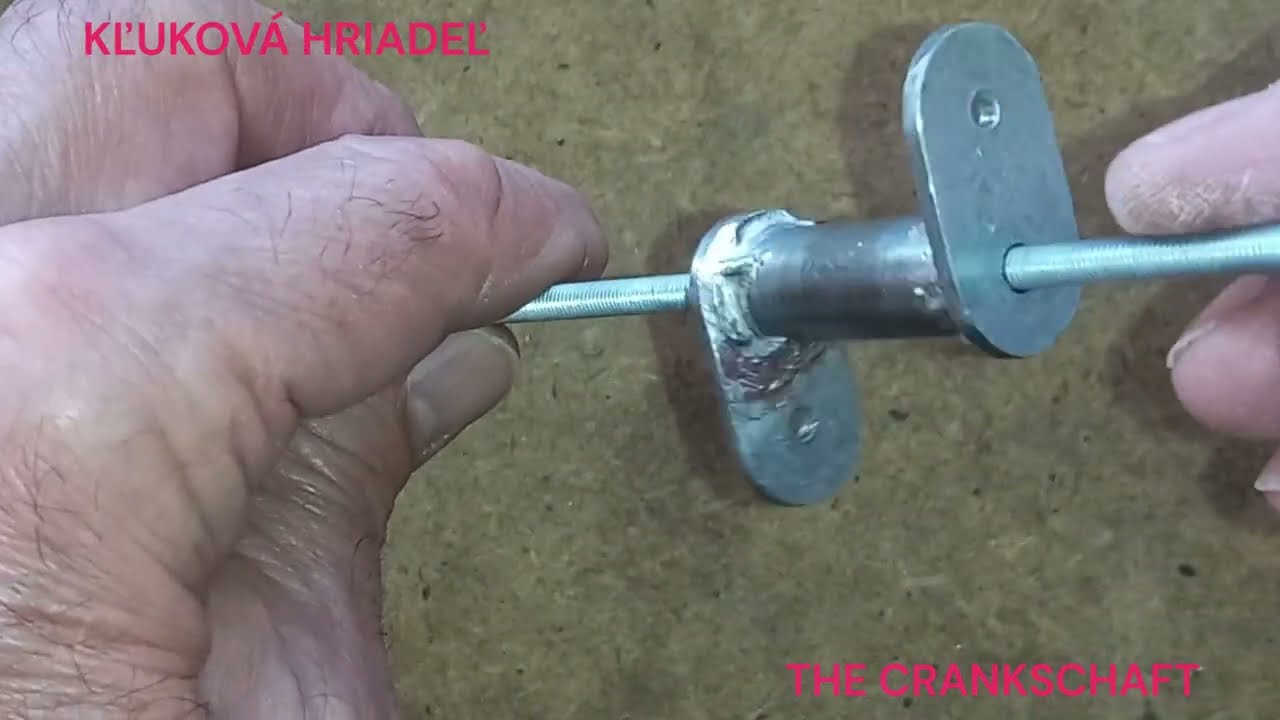 ST30 5 – Two-cylinder Stirling engine. Crank mechanism.