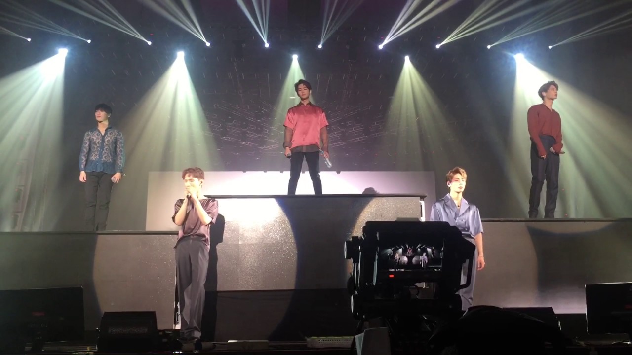[Fancam] SWC V JAKARTA - 샤이니 (SHINee) 투명 우산 (dont let me go)