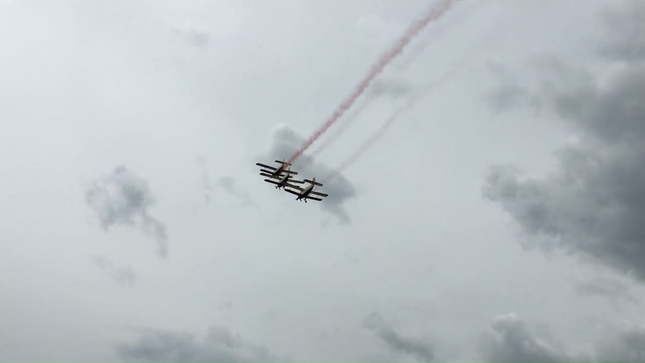 Antonov An 2 Formation Flight Formationsflug Airshow Mlada Boleslav 2016 Czech Republic