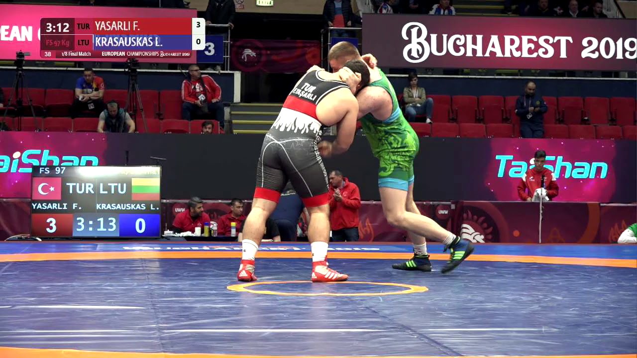 1/8 FS - 97 kg: F. YASARLI (TUR) v. L. KRASAUSKAS (LTU)