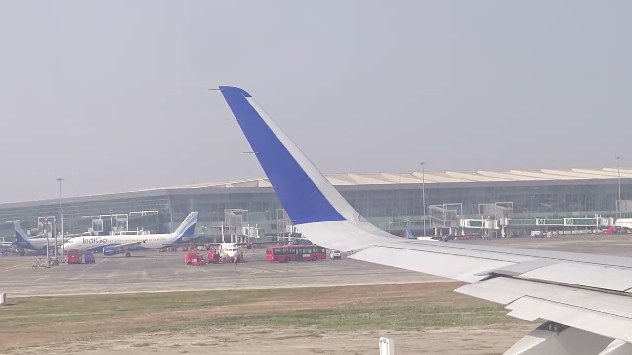 INDIGO FLIGHT KOLKATA TO MUMBAI READY TO TAKEOFF 🛫