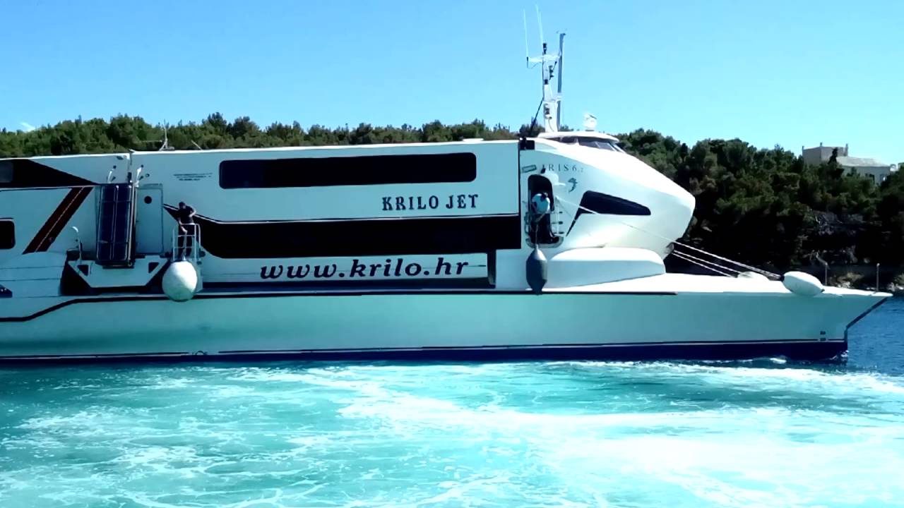 Krilo Jet isplovljavanje iz Milne za Vis