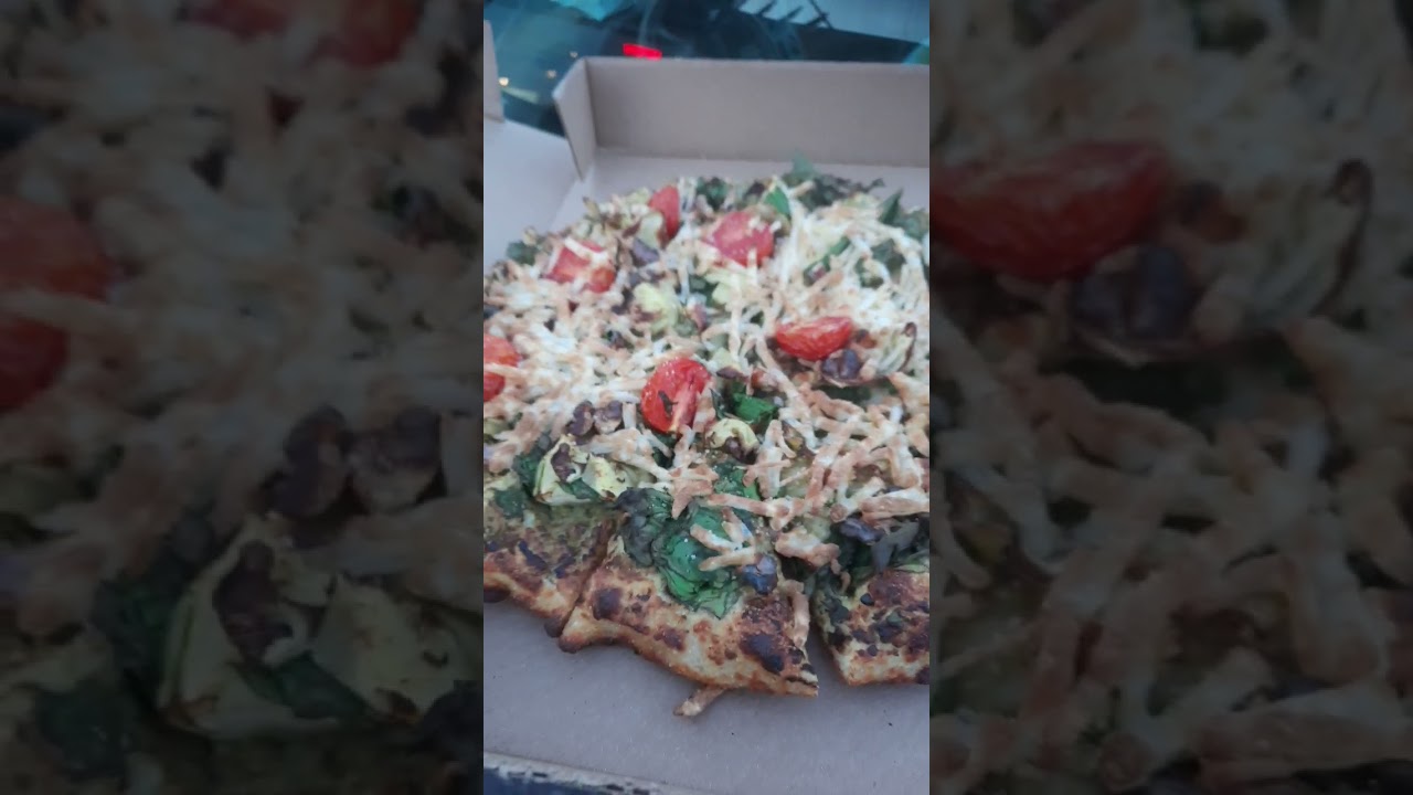 daily Clean food & Drink in Sioux Falls South Dakota! Vegan Green Goddess Pizza!🔥🔥🔥