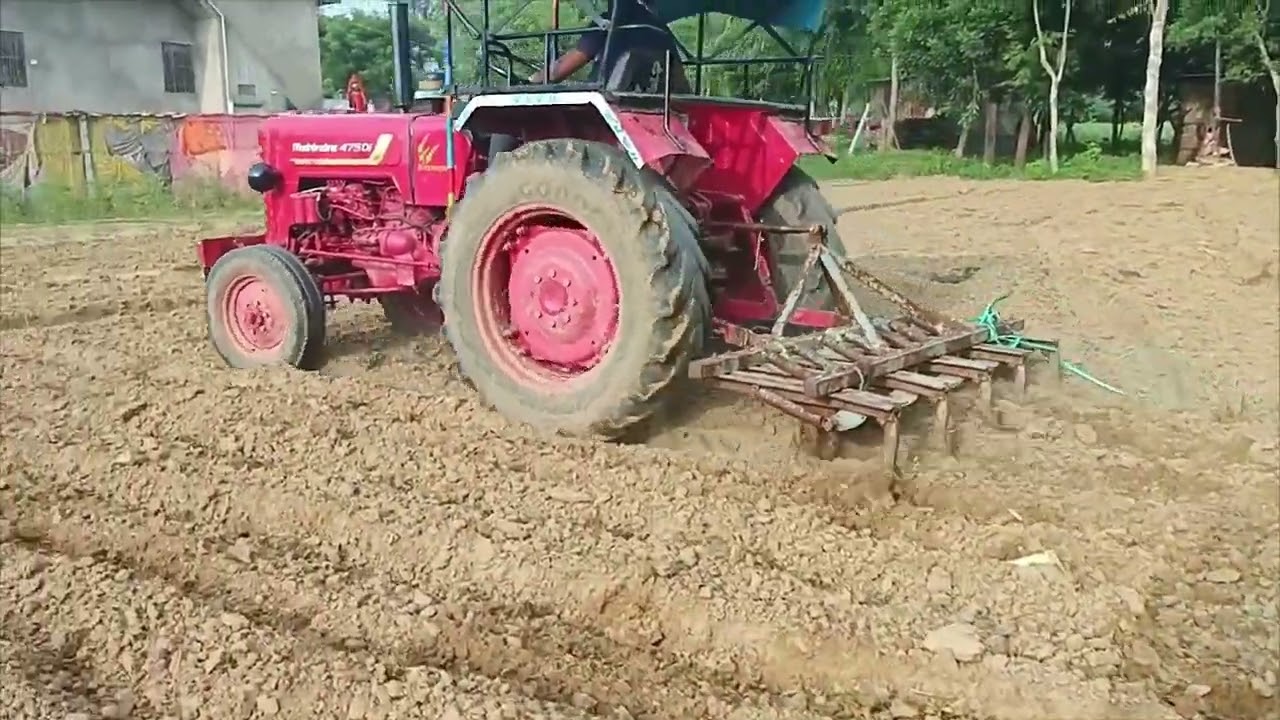 Tractor Plowing with Mahindra 475Di#trektor#farming#trending