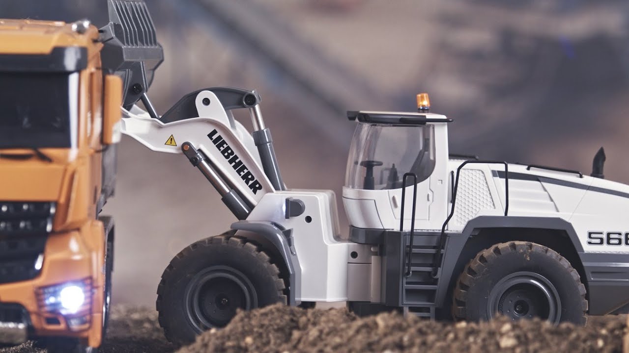 Amazing 4K LIEBHERR L566 RC CAR WHEEL LOADER RADLADER 