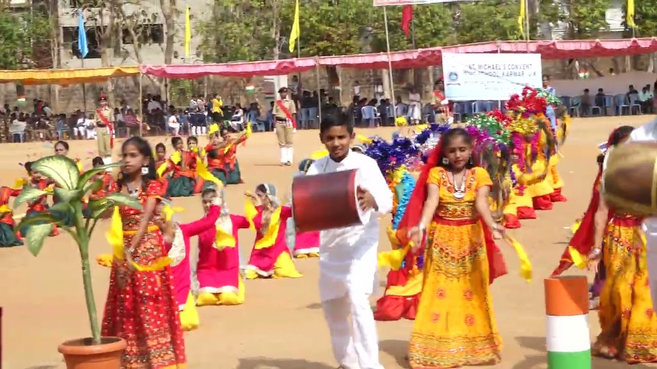 Republic Day dance performance at Police Ground Karwar.