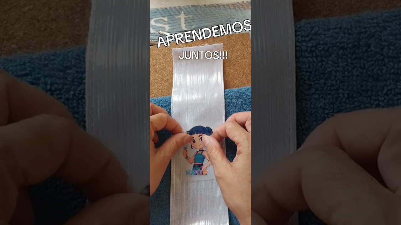 APRENDEMOS JUNTOS...PEGAR UN DTF Ó STICKER TEXTIL EN UNA CINTA💙✨️