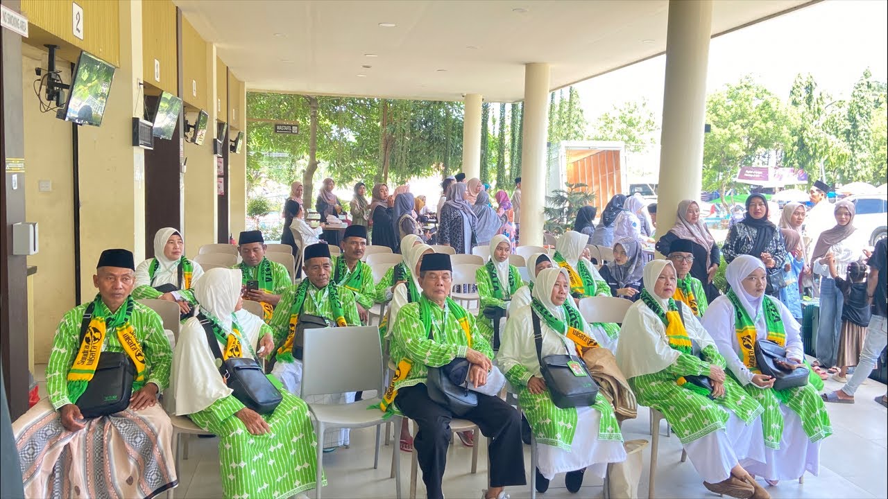 Keberangkatan Jamaah Umroh PT. Sundra Wisata | 29 Januari 2026 (Program 16 Hari)