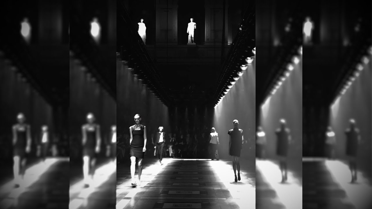 D`Eleganzza - Walking In A Haute Couture Mood