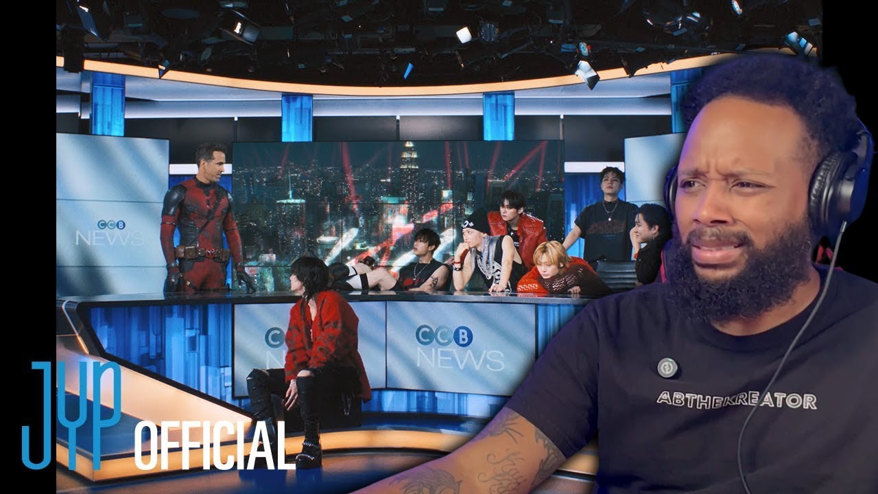 FIRST TIME REACTING TO | Stray Kids - 