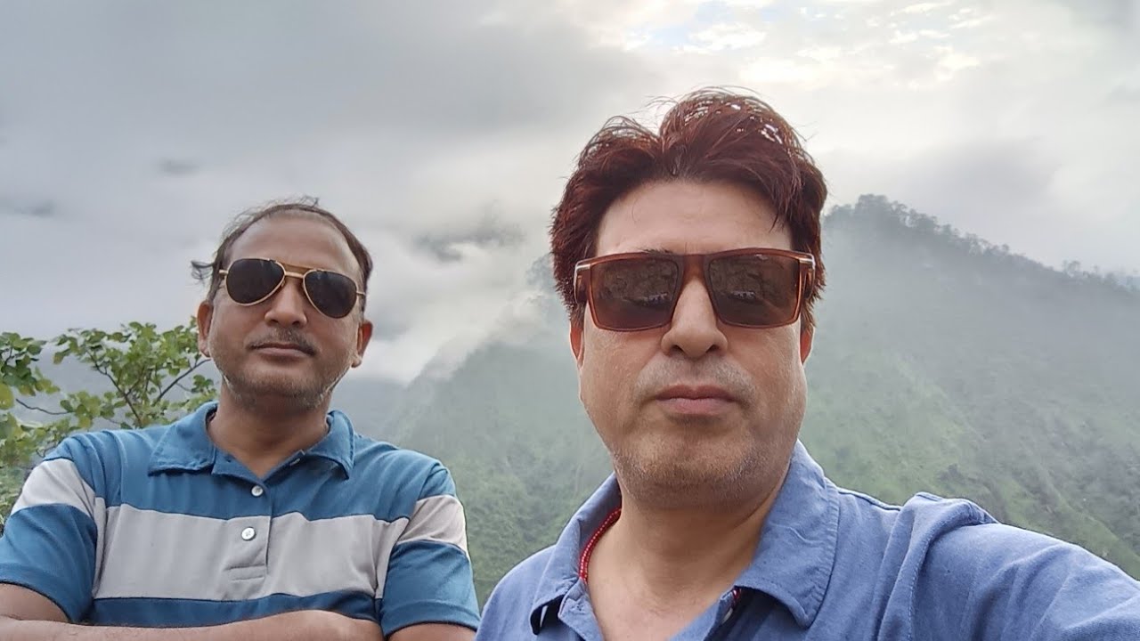 बरसात का मौसम 🌧️ पहाड़ों पर बादल लगे हुए हैं #Road 🛣️ trip Rudraprayg uttrakhand 🌳🌲🌳