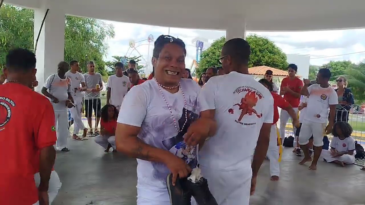 Apresentação caminhada pela paz em cravolândia -ba