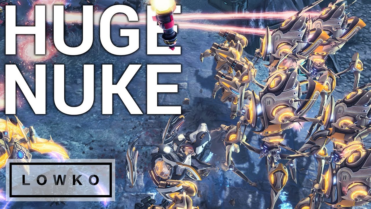 StarCraft 2: MASSIVE Tactical Nuke!