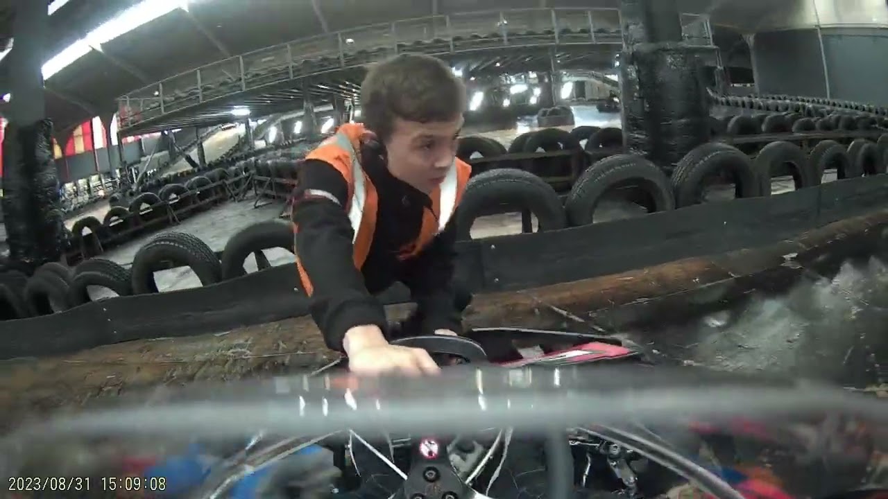 first time karting! (part 1) (scotkart cambuslang)