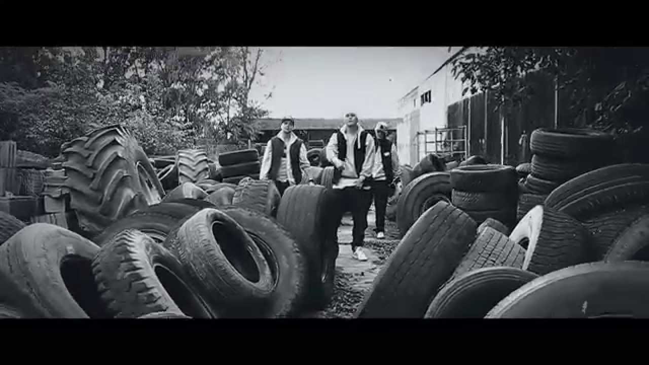 Essemm - Volt m&aacute;r jobb is ft. Beerseewalk (Official Music Video)