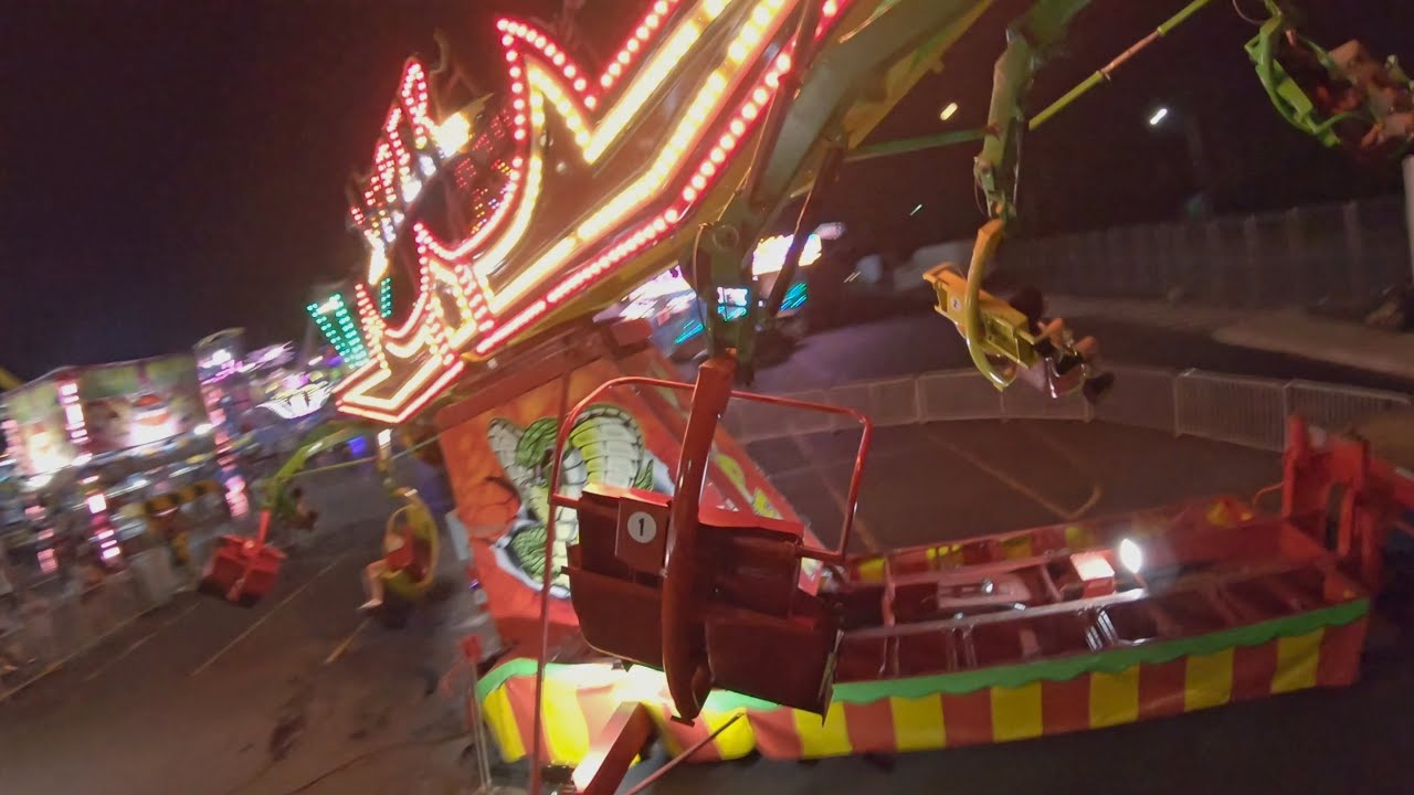 Viper on-ride (awesome spinny ride!)