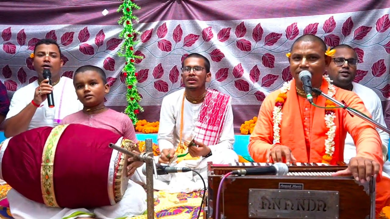গায় গোরা মধুর স্বরে // কন্ঠে ~ শ্রীপাদ ভাগবত কীর্তন দাস
