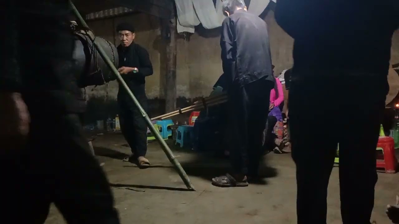 Qeej H'mông Sủng thài 