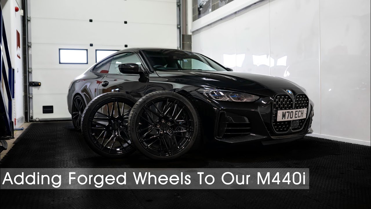 Fitting the new 20'' Bola Forged wheels to our Demo BMW G22 M440i . Motech Performance