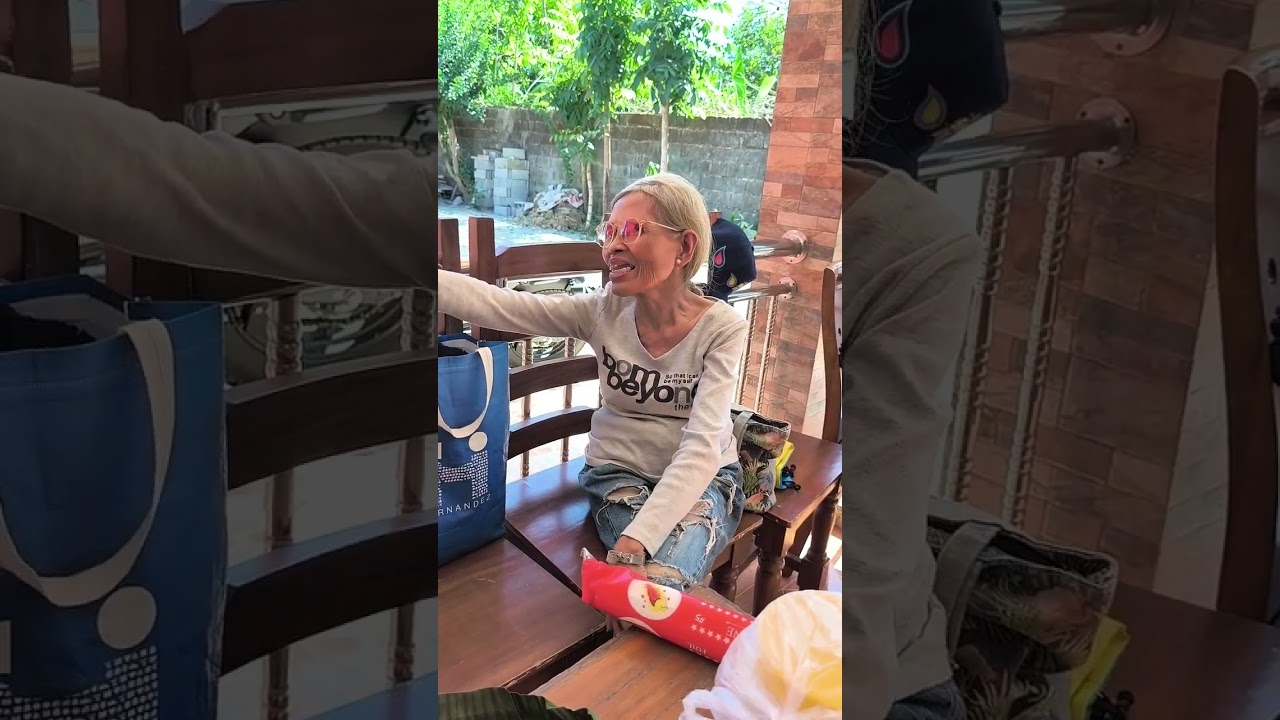  SENIOR CITIZENS NA GALING SA MALAYONG LUGAR NAG PUNTA SA SHELTER PINASAYA NI  BOSS JB 