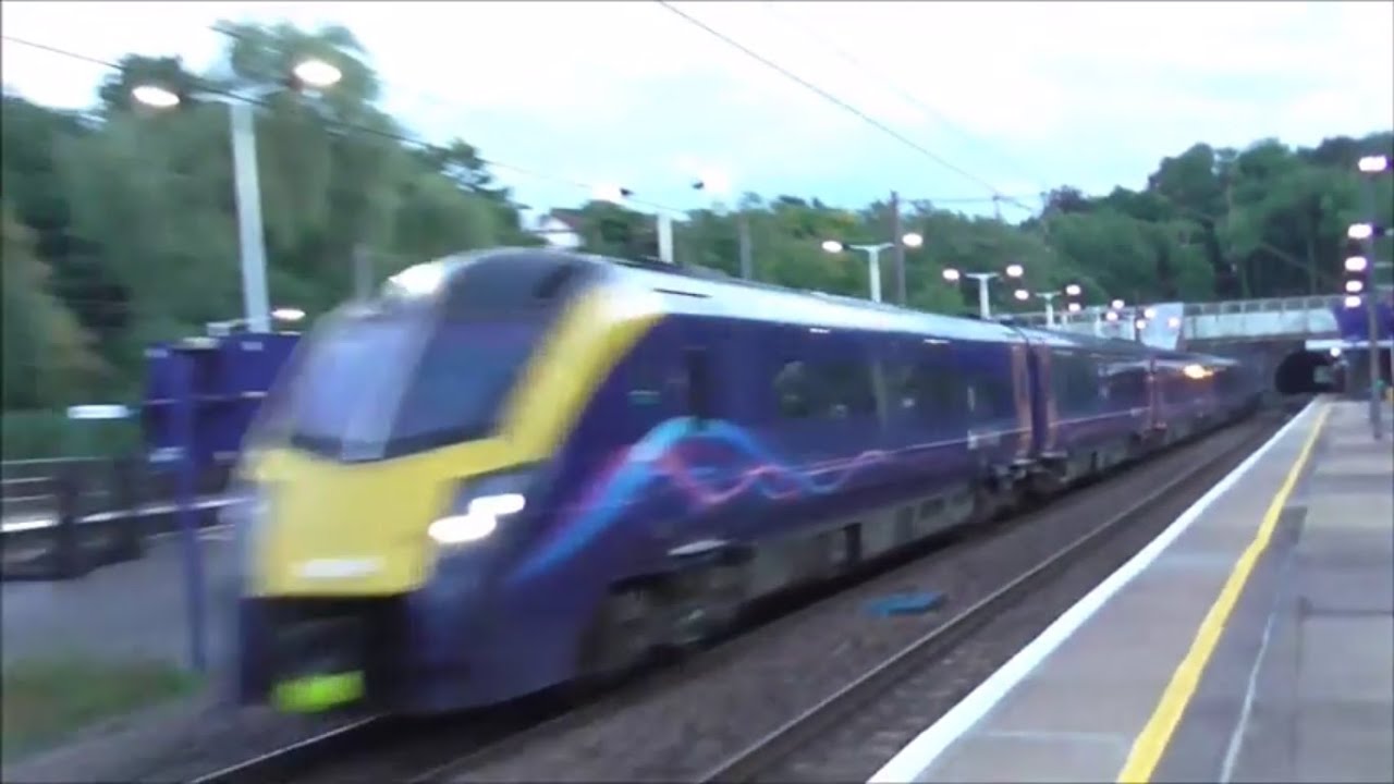 Trains at Hadley Wood Station (with Tones) 22/09/15 - Part 2