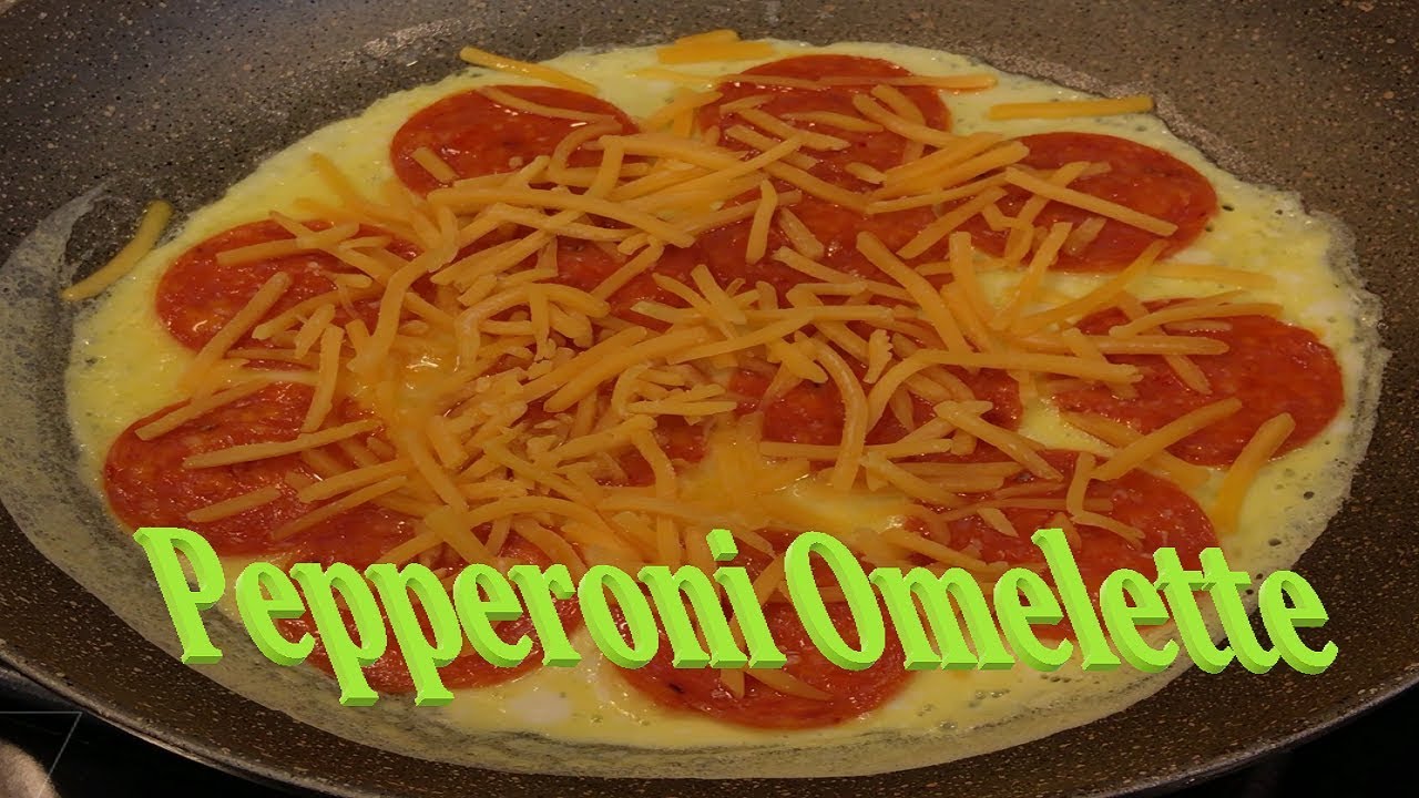 OMELETTE WITH CHEESE AND PEPPERONI RECIPE | BREAKFAST IN A JIFFY |  BACK TO SCHOOL RECIPES