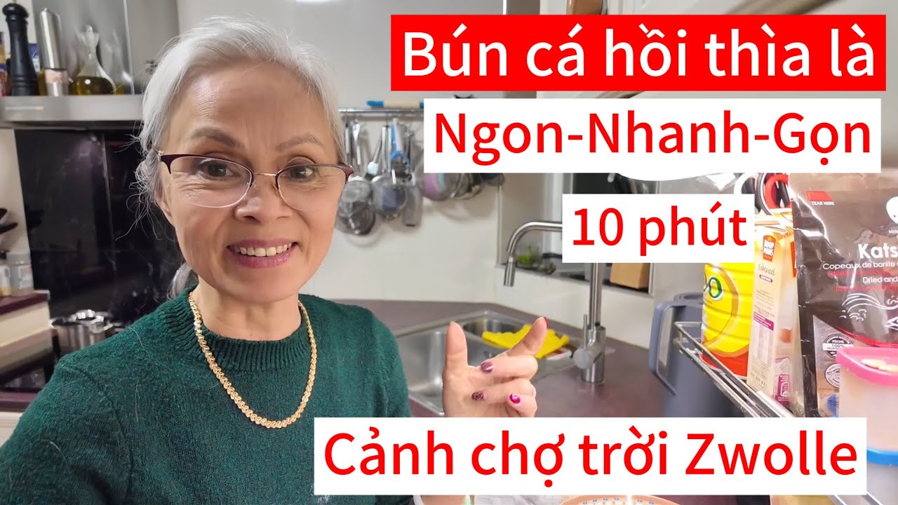 Coming home from work and quickly cooking a hot, delicious bowl of salmon noodle soup | Anh Nguye...